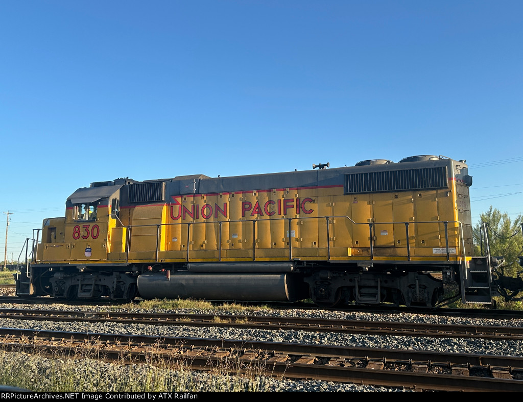 UP 830